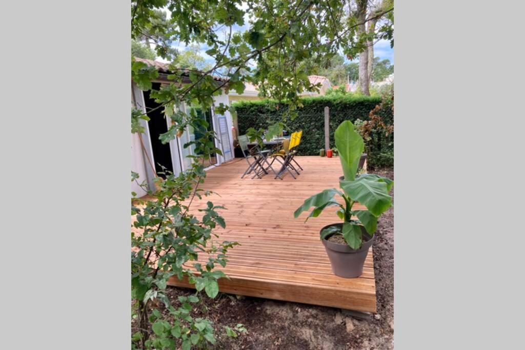 Charmant Chalet Avec Une Grande Terrasse Au Pyla La Teste-de-Buch Exterior foto