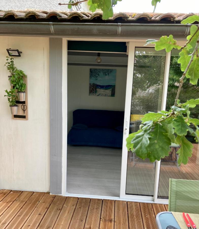 Charmant Chalet Avec Une Grande Terrasse Au Pyla La Teste-de-Buch Exterior foto