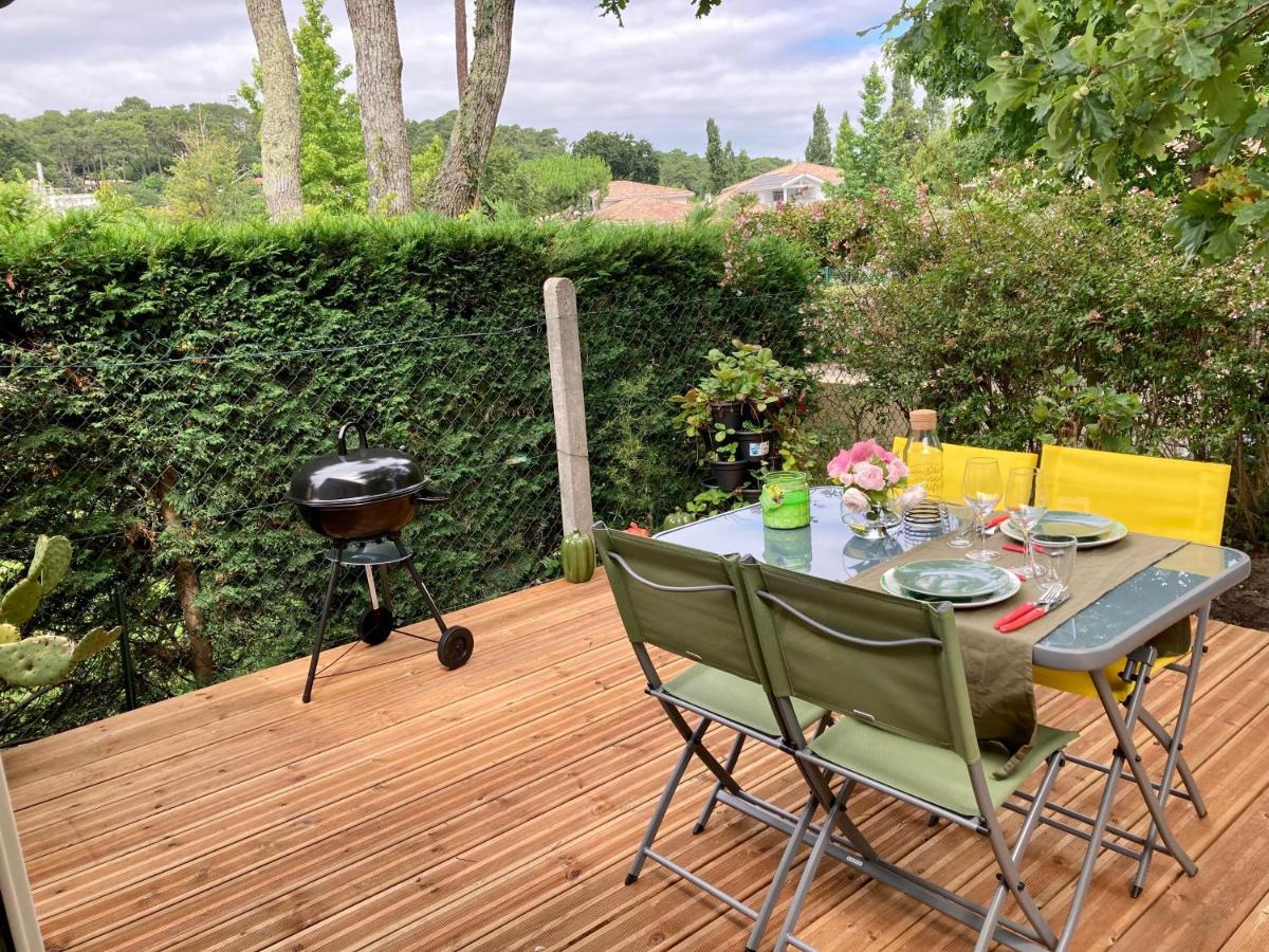 Charmant Chalet Avec Une Grande Terrasse Au Pyla La Teste-de-Buch Exterior foto